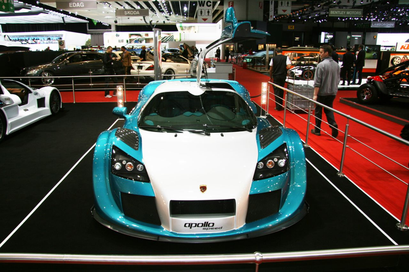 Illustration for article titled Gumpert Apollo Speed: Aquamarine Speed Demon